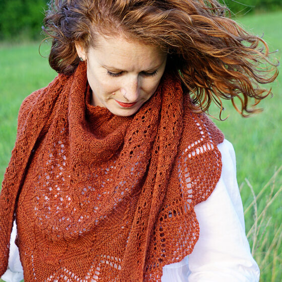 mehndi knitting pattern shawl wearing donnarossa