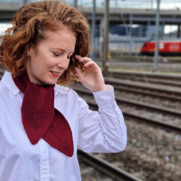 Doppelpfeil knitting pattern scarf Schal Strickanleitung Rot Klein